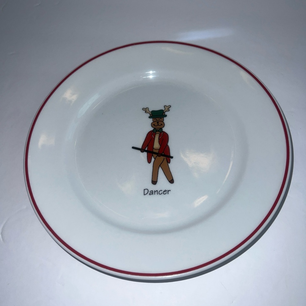 LTD Commodities SANTA’S REINDEER DANCER CHRISTMAS PLATE Salad Dessert Plate